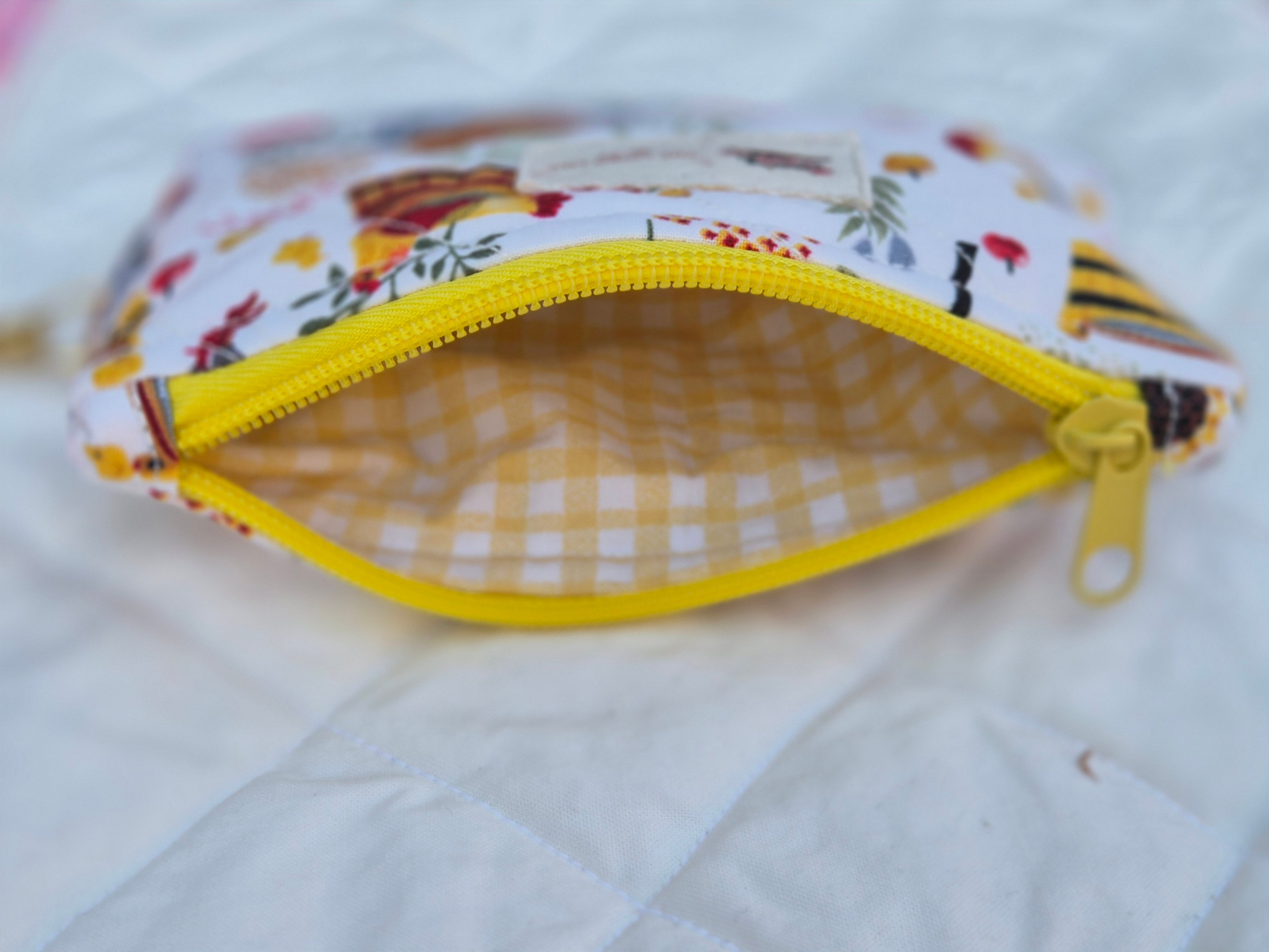Summer Vibe Zipper Pouch