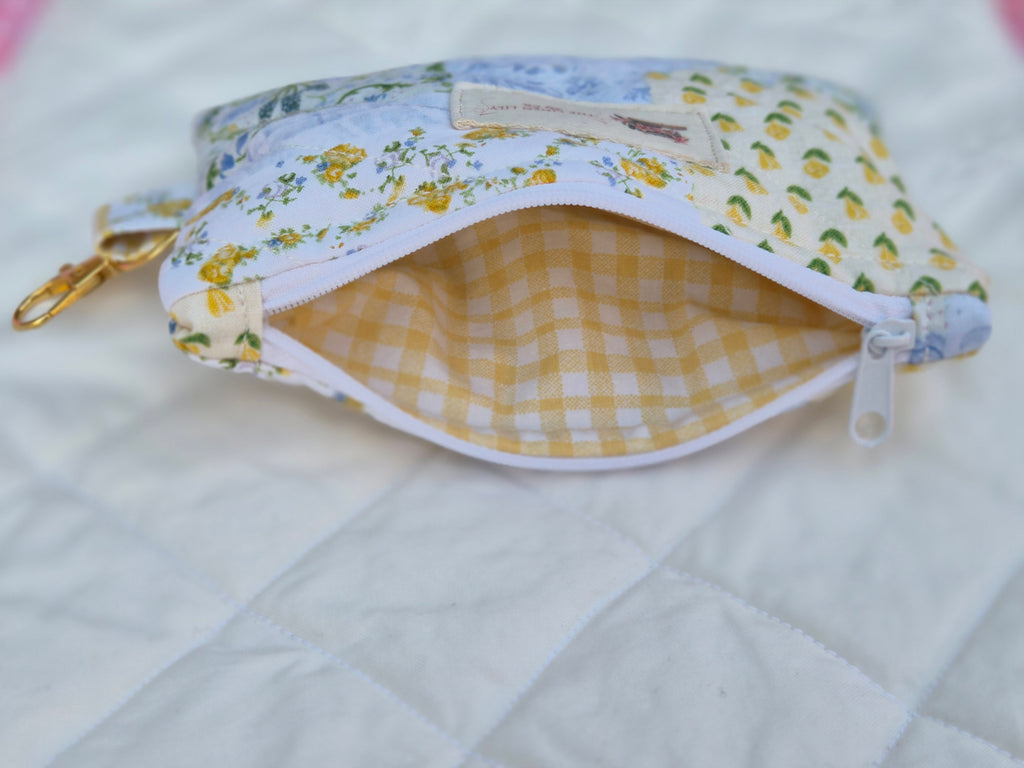 Summer Vibe Zipper Pouch