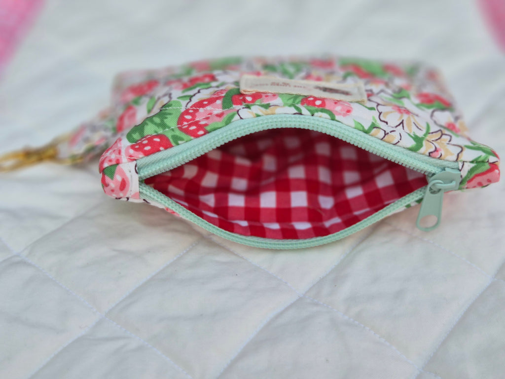Summer Vibe Zipper Pouch