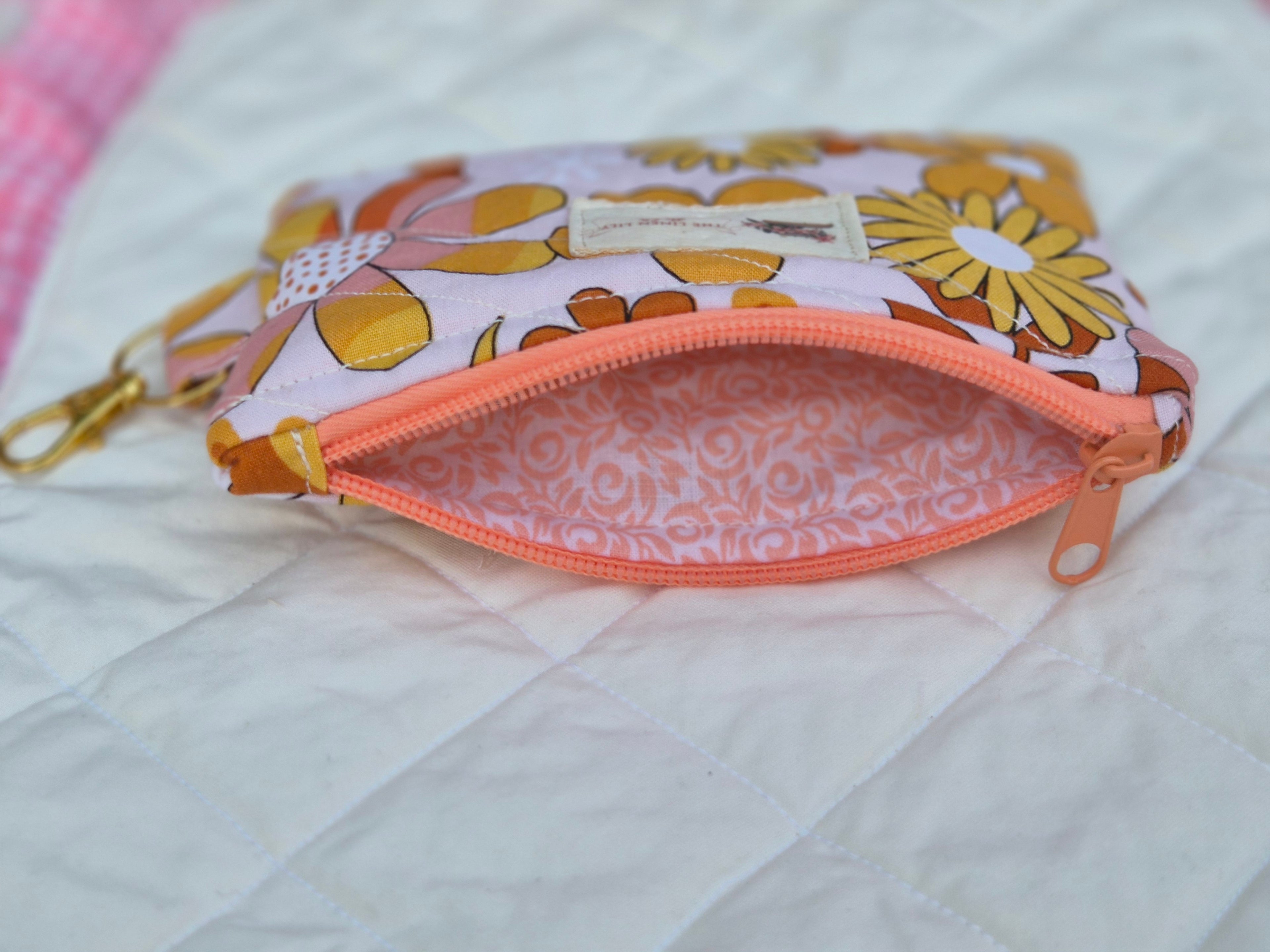 Summer Vibe Zipper Pouch